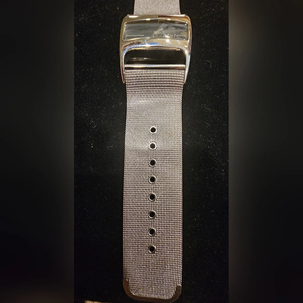 Dkny Silver Wrist Watch